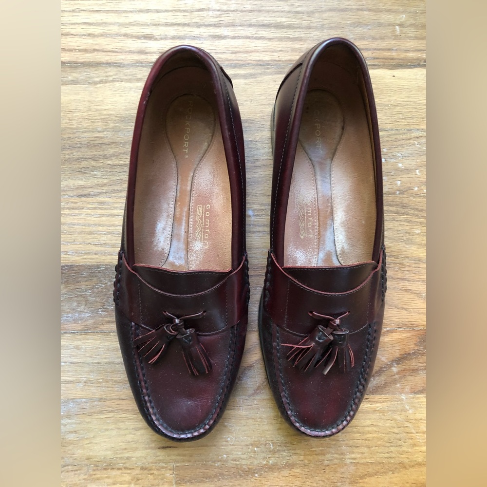 Men’s Brown Rockport Tassel Loafers EUC size 10M